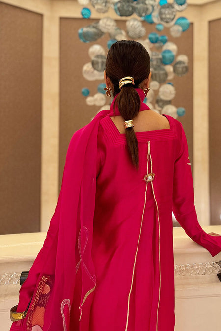 Vivid Fuchsia