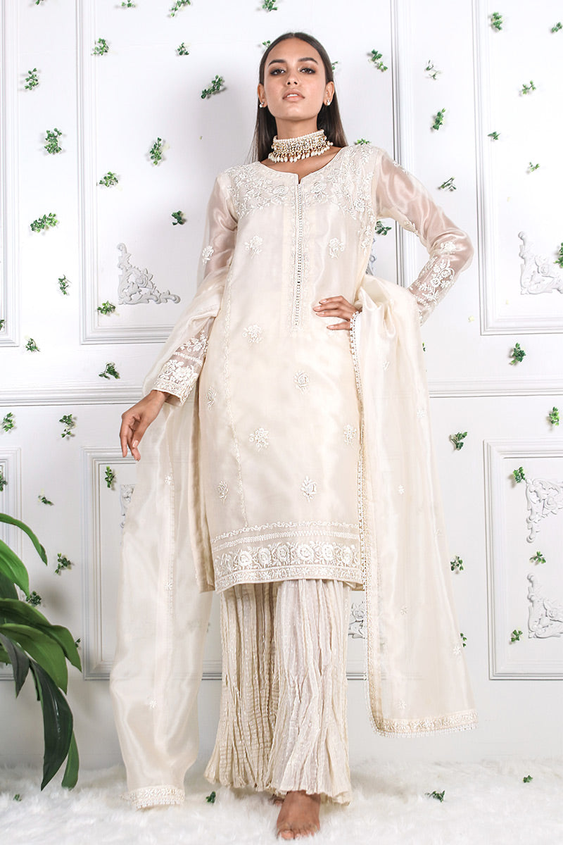 Crema - Embroidered shirt with pants