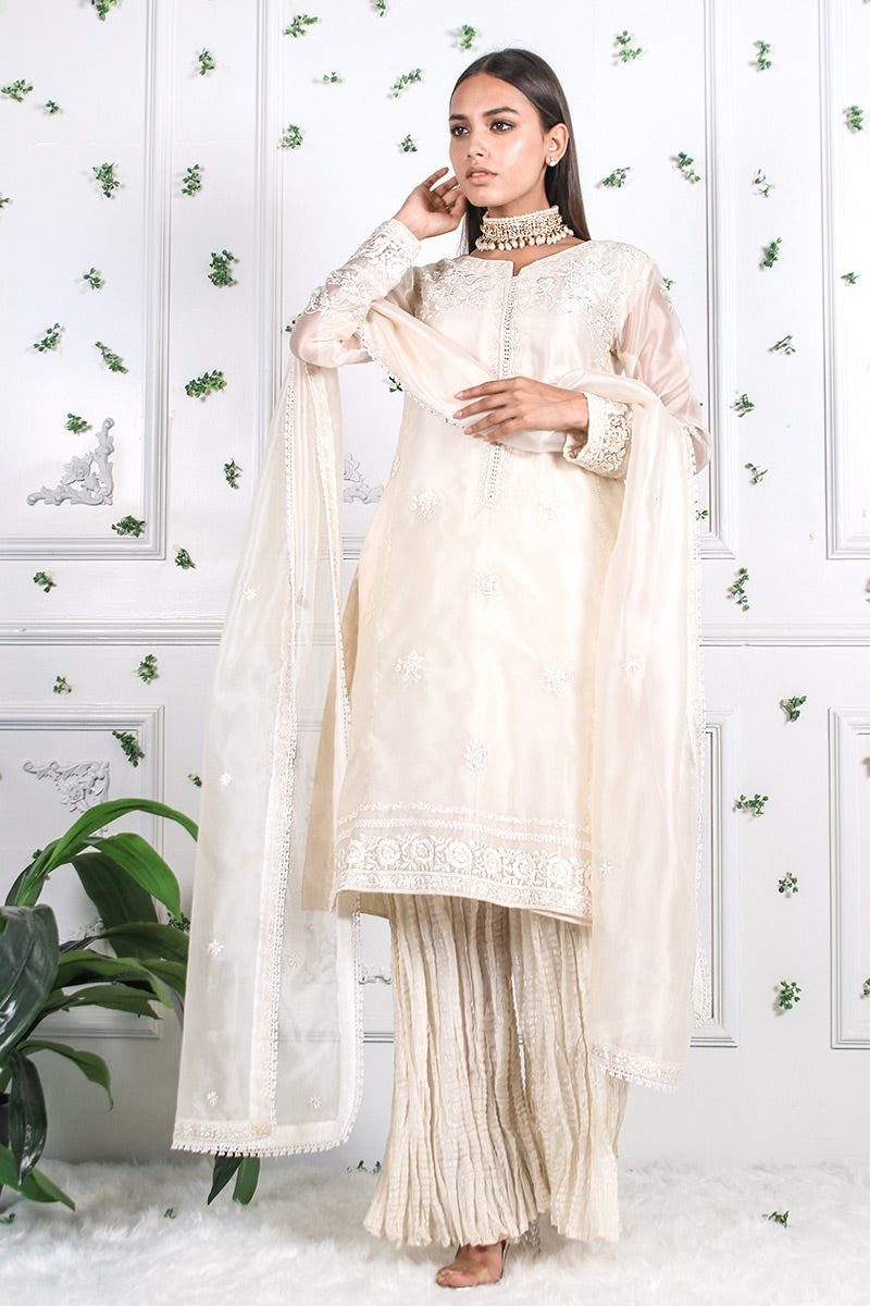 Crema - Embroidered shirt with pants