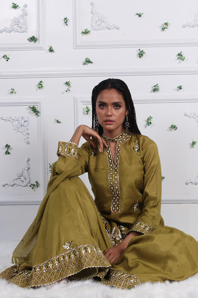 Ethnic Shamrock - Short shirt with dhaka pants