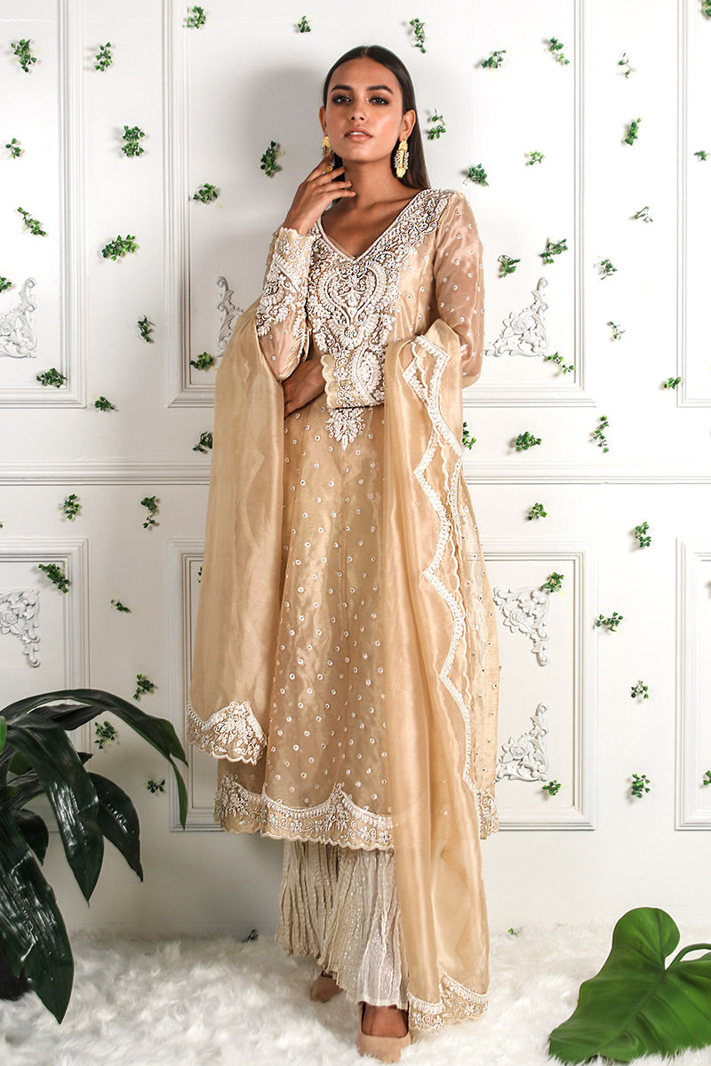 Fine Gild - Embellished shirt with crushed pants