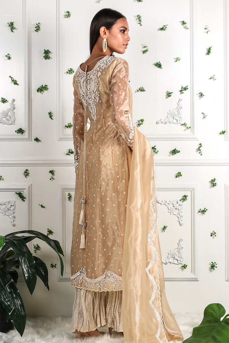 Fine Gild - Embellished shirt with crushed pants