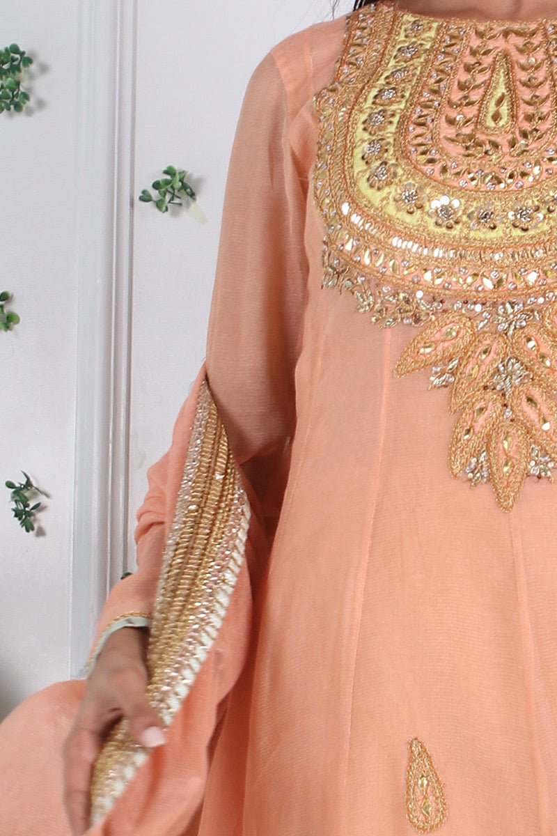 Peach Paradise - Peshwas with straight pants